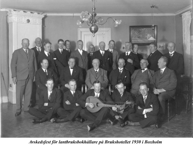 avskedsfestfrfolkecals1930.jpg