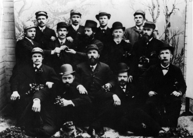 gruppfoto1880talet.jpg