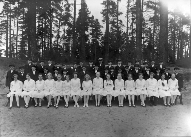 konfirmationca1929.jpg