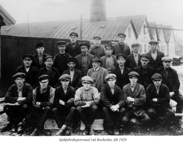 spikfabrikspersonalvidboxholmsab1926.jpg